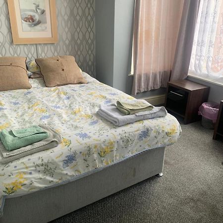 The New Macleods Guest House Blackpool Eksteriør bilde