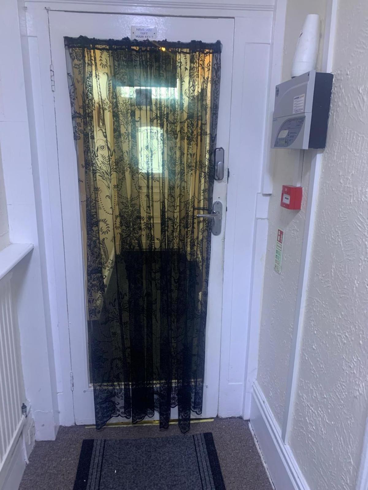 The New Macleods Guest House Blackpool Eksteriør bilde