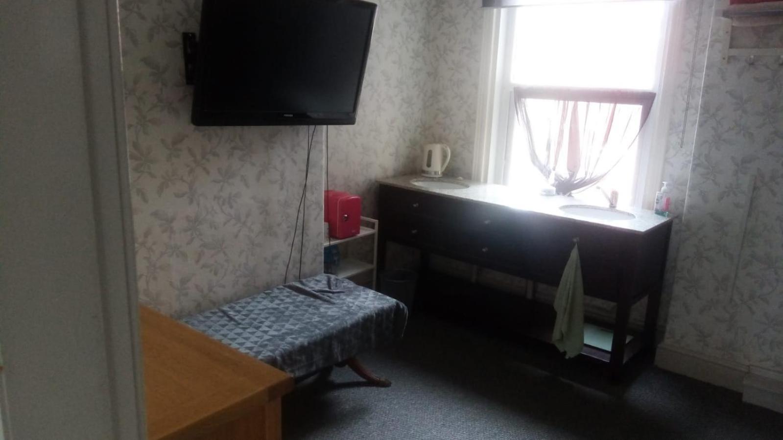 The New Macleods Guest House Blackpool Eksteriør bilde